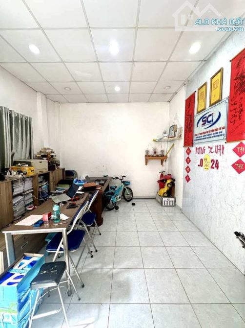 Bán nhà Kha Vạn Cân 72m sổ hồng riêng giá 3.8 tỷ - 2