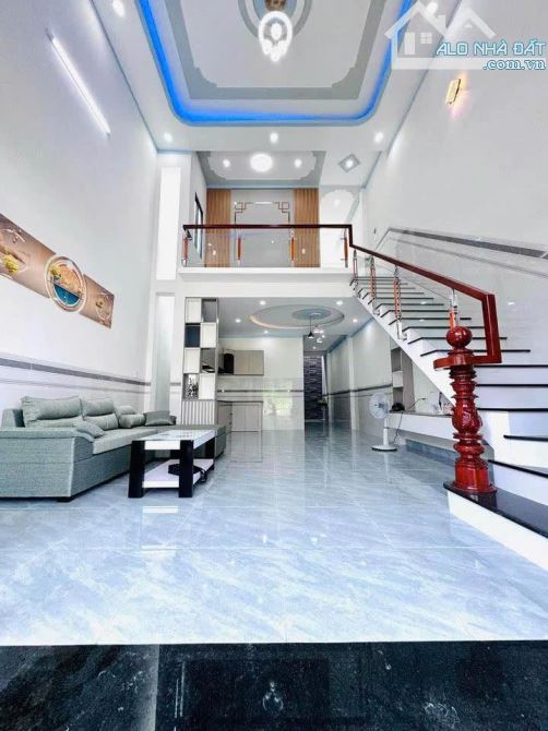 Chủ gửi BÁN GẤP NHÀ GÁC LỬNG SỔ RIÊNG THỔ CƯ =  500 TRIỆU CHÌA KHOÁ TRAO TAY - 2