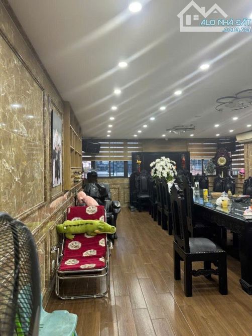 NHÀ MẶT PHỐ NGUYỄN KHUYẾN TRUNG TÂM ĐỐNG ĐA 54M2 6 TẦNG - 2