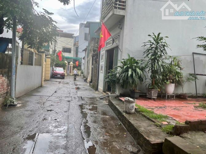 MAI HIÊN MAI LÂM NGÕ THÔNG Ô TÔ TRÁNH TRƯỚC ĐẤT, QUỐC LỘ 3 CẦU TỨ LIÊN, VIN CỔ LO - 2