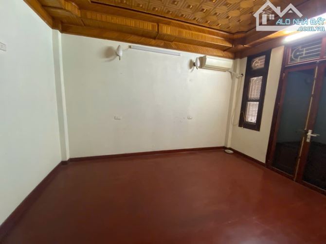 Cho thuê nhà ngõ Trần Bình, Cầu Giấy. DT 60m2, 4 tầng, mặt tiền 4m. ngõ oto. Giá 20 tr/thg - 2