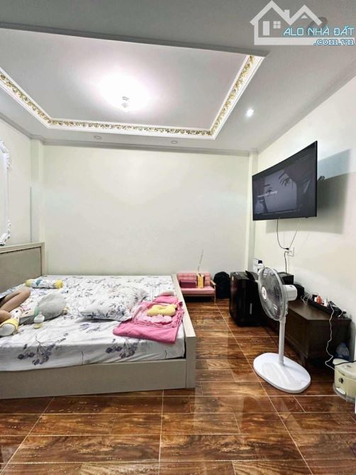 Bán nhà đẹp ở ngay Nguyễn Đình Chiểu, Q3, 4 tầng, đang cho thuê, 4PN, 46m2 nhỉnh 8 tỷ - 2