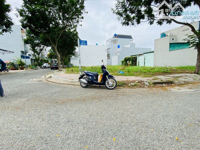 KDC Đường 10 - THỊ TRẤN BẾN LỨC LÔ GÓC 2MT - 2