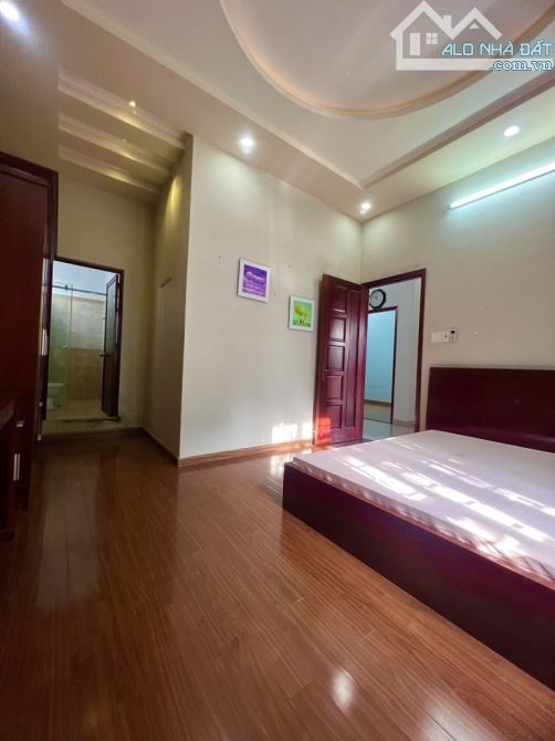 Bán nhà Đường Sơn Kỳ, Tân Phú - DT 158m2 - Ngang 13m - Dòng tiền 25 triệu - 2