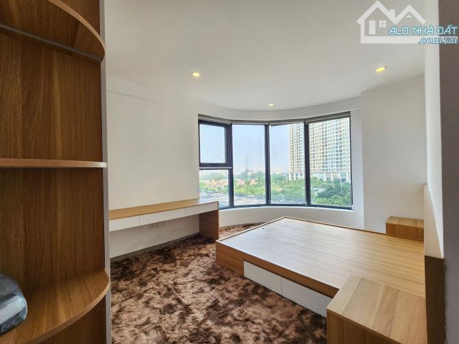 CẦN BÁN CHUNG CƯ GELEXIA REVERSIDE - 96M2 - TRUNG TÂM  - 3 NGỦ - 6,39 TỶ. - 3