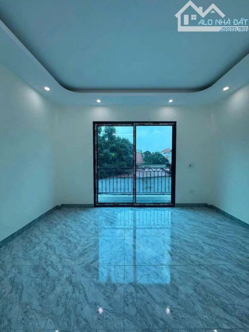 HIẾM!- ÔTô Tới nhà - Bán nhà DT 40m2, giá cực tốt 3tỷ9 -gần ĐH Phenikaa, gần kđt Đô Ngĩa - 3