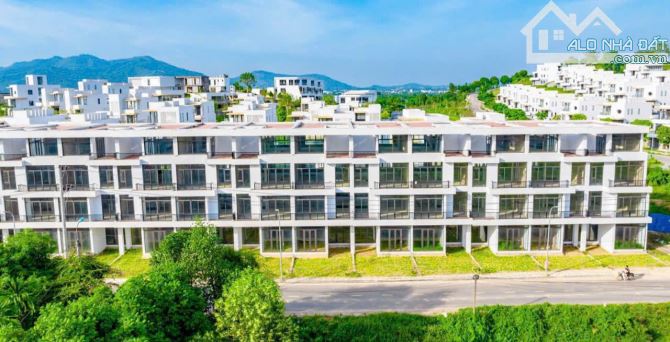 CẦN TIỀN BÁN GẤP LÔ SHOPHOUSE SỔ ĐỎ CÁCH HN 35KM - 3