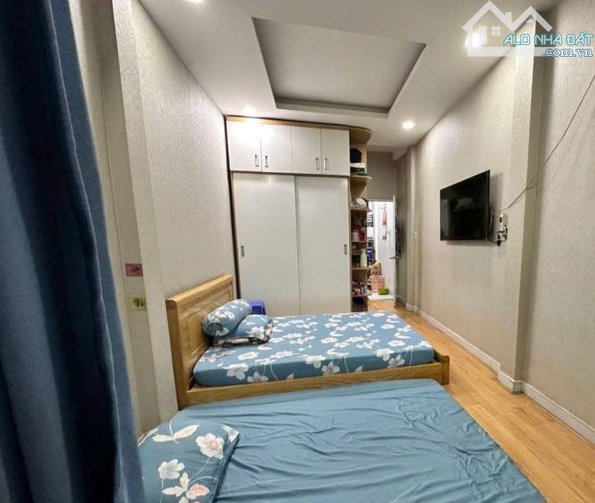 TRẦN BÌNH TRỌNG QUẬN 5, HẺM Ô TÔ 4M CÁCH MT 20M, 3 TẦNG HƠN 5 TỶ - 5