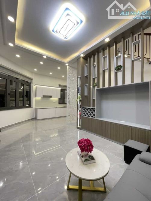 NHÀ LÔ GÓC 2 MẶT TIỀN THOÁNG NGUYỄN TƯ GIẢN, GÒ VẤP, 58M2, 3 LẦU, CHỈ 6.4 TỶ - 3