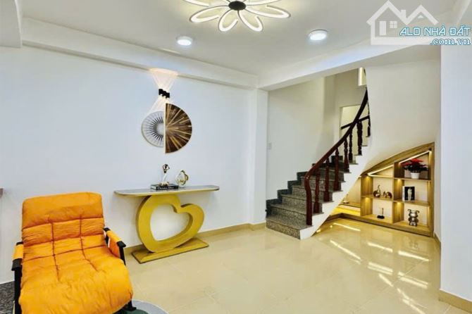 Bán nhà hẻm 3m, Hoàng Hoa Thám, Phú Nhuận, 43.2m² (3.2m x 9m) 4 tầng - Giá 4.93 tỷ TL - 3