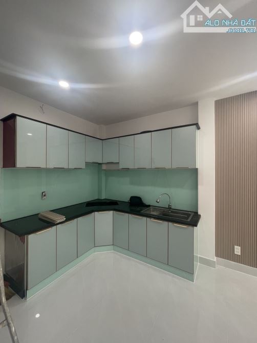 🏘️ 2/ TRẦN VĂN ƠN P TÂN SƠN NHÌ TP - HẺM 4M - 5 LẦU - 6.38 TỶ. - 3
