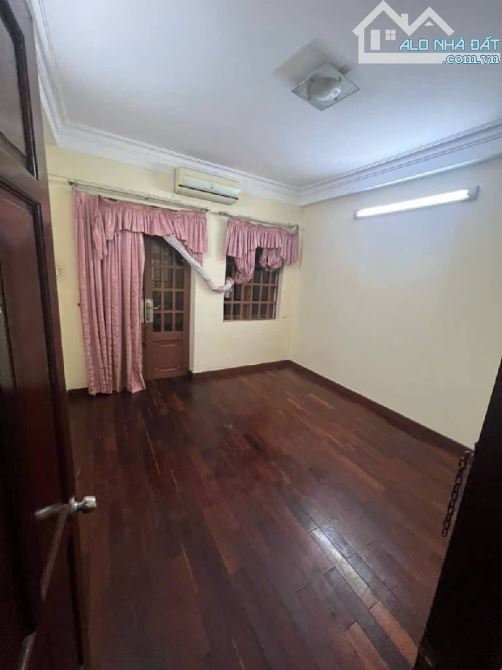 TRUNG TÂM P10 GÒ VẤP | GẦN MẶT TIỀN | 54M2 - NGANG 4m | 2 TẦNG BTCT CHỈ 5.X T,ỷ  Kết cấu: - 3