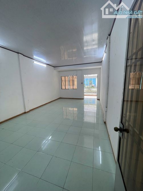 Bán nhà cư xá Lữ Gia, P. 15, Quận 11, DT: 4m X 16,5m, 2 tầng, giá 13,5 tỷ - 3
