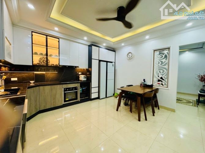 Bán nhà Huy Du - gần Vinhomes Hàm Nghi DT 42m 6 tầng, ô chờ thang máy. Giá 14.9 tỷ - 3