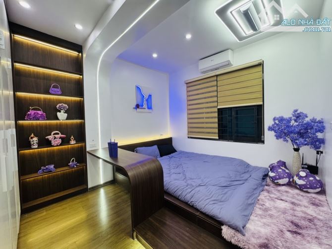43m2 x 5 ngủ , Bạch Mai , Nhà Siêu Đẹp cho người thích màu tím , Gần phố ngõ to - 3