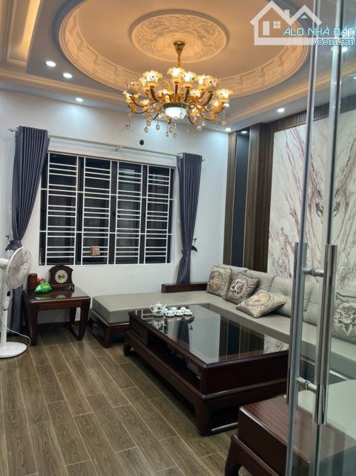 Bán nhà Trung Lực, ô tô đỗ cửa, giá cực tốt - 3