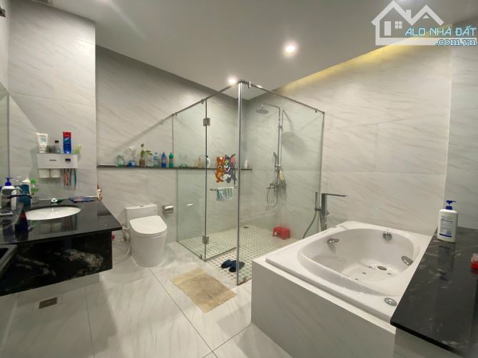 Hoàng Văn Thụ , p8,Phú Nhuận. Dt: 83m2, 5 tầng,  ngang hiếm 7.5 x13.5m. - 3