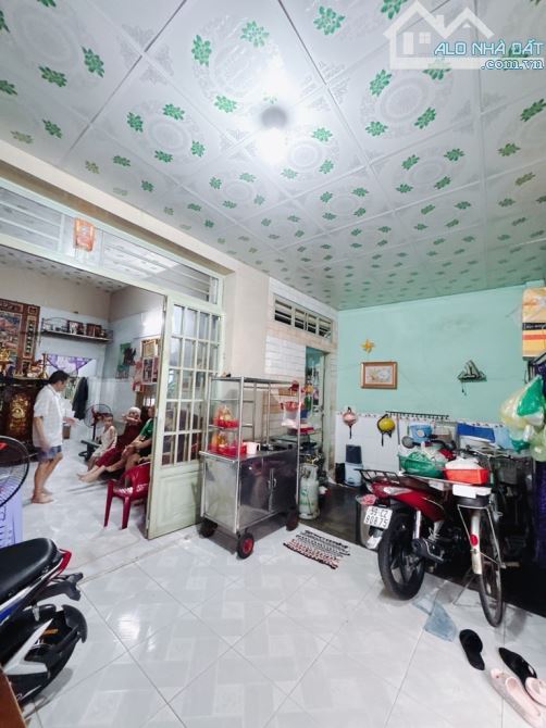 Bán Nhà 137m2 , Lê Văn Lương , Quận 7 , ngang 6m5, sát trường Đại Học TDT, chỉ 9Tỷ Hơn - 3