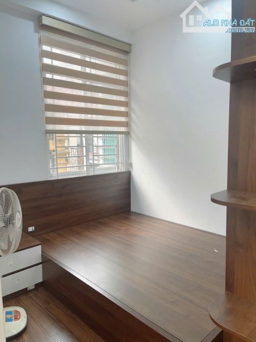 Bán nhà phố Hồ Tùng Mậu, 45m2, 5 tầng, MT 4,6m, gần ô tô, chỉ 9,1 tỷ - 3