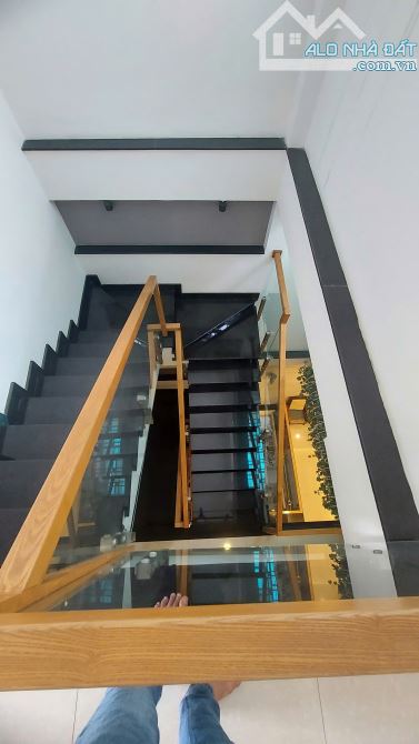 Nhà đẹp, hẻm 10m Trần Thị Trọng, 4 tầng, chỉ 7,3 tỉ chủ bán - 3