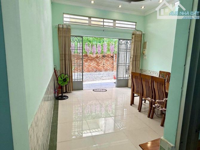 Cho thuê nhà nguyên căn đường Trường Chinh phường 14 Tân Bình 2PN giá 9 triệu - 3