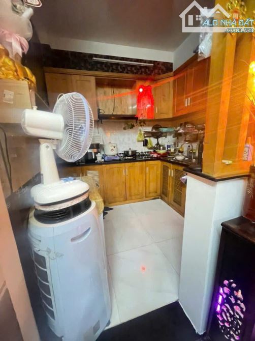 Bán Nhà Bùi minh trực P5 Quận 8 HẺM THẲNG 3M - 3
