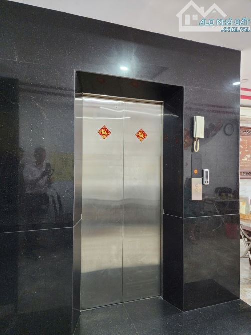 BIỆT THỰ 7 TẦNG CÓ THANG MÁY - NGAY CÔNG VIÊN PHÚ LÂM MTKD ĐỈNH NHẤT P13 Q6- 125M2 CHỈ 24T - 3