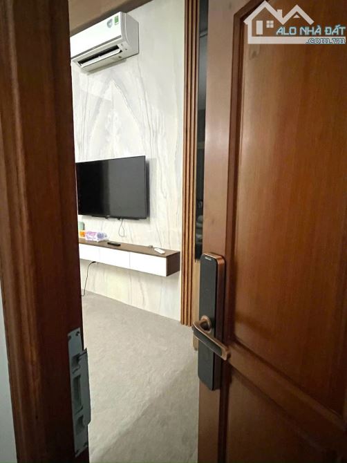 Bán nhà 3t-Khuê Trung -95m2- 4pn 7.x tỷ - gần Đh ngoại ngữ - 3