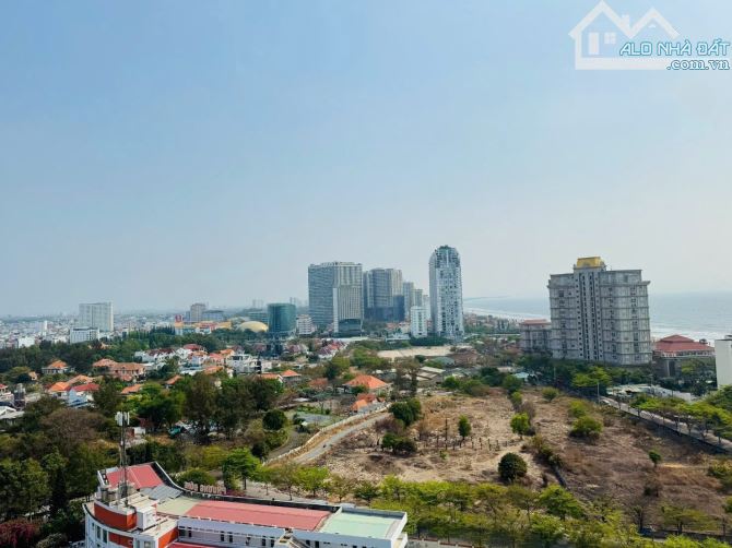 Cho thuê căn hộ 2 phòng Chung cư Hồ Quý Ly . Giá 6 triệu tháng . Lh e Yến - 3