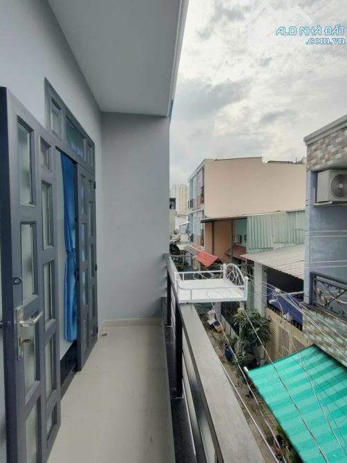 QUẬN 8 - BÁN NHÀ ĐẸP, 2 TẦNG, HXH - 40M2 VUÔNG VỨC A4. - 3