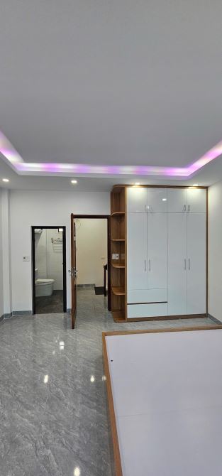 Bán nhà Nhật Tảo - An Dương Vương - 35m2 - 5 tầng - MT 4,2m - Giá 7,25 tỷ. - 3