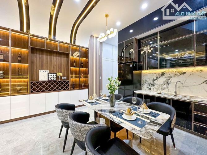 BÁN NHÀ 2 LẦU MỚI XÂY ĐƯỜNG D7 KDC HỒNG LOAN FULL NỘI THẤT CAO CẤP - 3