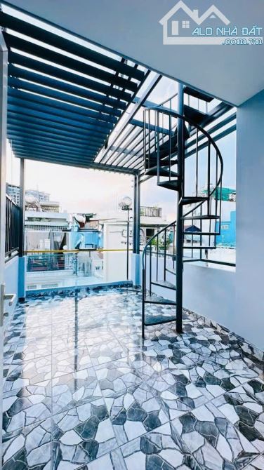 NHÀ ĐÚC 5 TẦNG BTCT - NỞ HẬU-TRUNG TÂM Q4 - ĐƯỜNG SỐ 9- NHỈNH 5 TỶ - 3