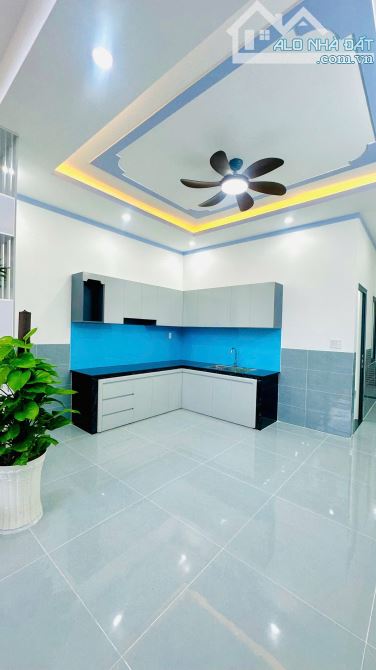Bán nhà gác lửng - 3 pn - sau lưng CA P Tân Triều - 3