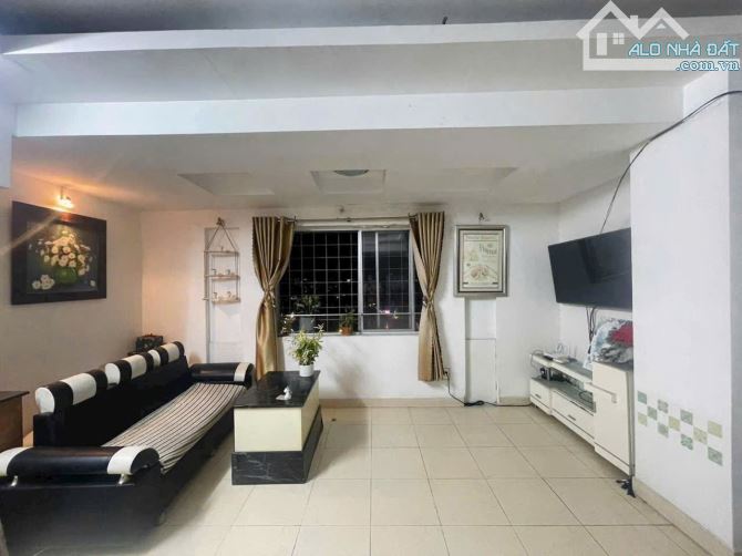 C/c Phú Đạt - P25,, Bình Thanh: 75m2, 2p ngủ, 2wc, NT, 12tr/th - 3