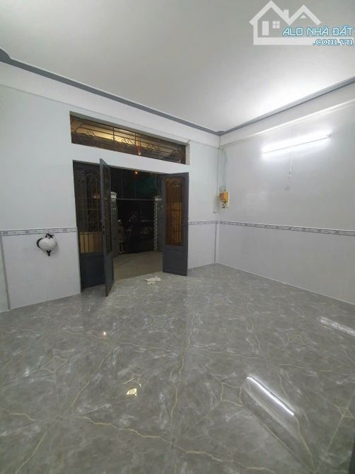 Ngộp 1 khúc ! Bán gấp căn nhà trệt - lầu ở gần KCN Tân Phú Trung 73m2 SHR giá 745tr - 3