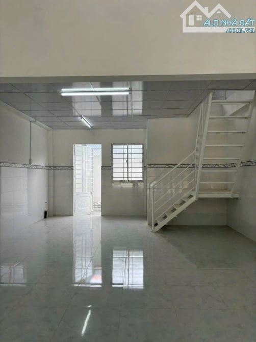 🏡 Cần tiền nên bán căn nhà Mặt tiền Nhựa- Trần Văn Chẩm,Chợ Việt Kiều, 785 triệu sổ riêng - 3