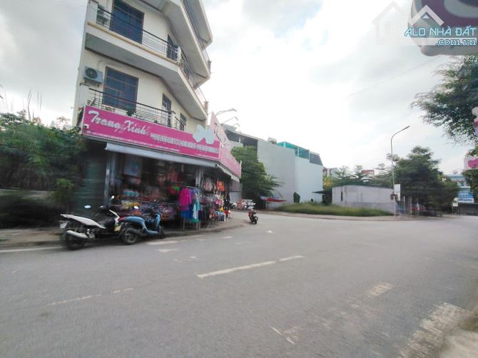 LÔ ĐẤT 70M FULL THỔ CƯ BÁM ĐƯỜNG ĐÔNG DƯƠNG TẠI TRUNG TẦM SẦM UẤT NHẤT NHÌ LƯƠNG SƠN HB - 3