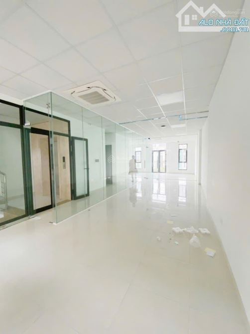 Cho thuê nhà KĐT Him Lam Vạn Phúc 96m2, 7 tầng thông sàn,có PCCC,thang máy,điều hòa - 3
