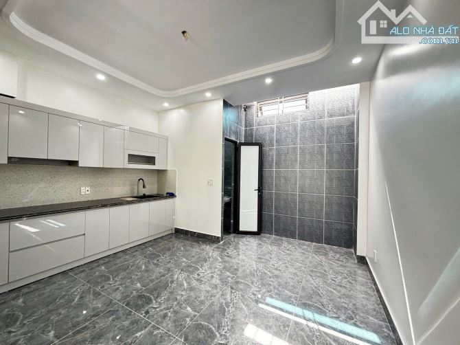 Nhà 3 tầng độc lập Kiều Trung Hồng Thái An Dương Ngay chợ ngõ Ô TÔ vào tận nhà - 3
