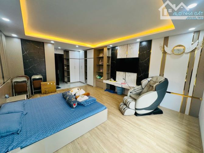 BÁN NHÀ 10 TẦNG MỚI THANG MÁY MẶT PHỐ BA ĐÌNH KINH DOANH SẦM UẤT CHỈ 25 TỶ