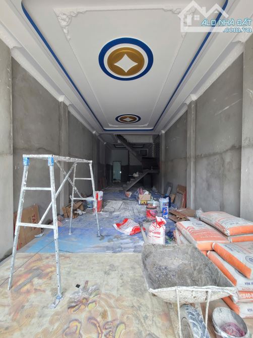 Bán nhà 1 trệt 2 lầu KDC gần trung tâm y tế Dĩ An p.Tân Đông Hiệp Dĩ An chỉ 5ty5 TL M6973 - 3