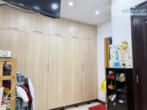 Nhà Đường Nguyễn Thị Minh Khai Phường Bến Thành Quận 1 Cũ. - 3