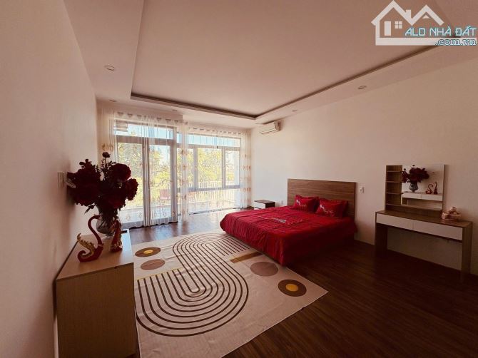 Bán nhà đẹp 4 tầng đường 7m5 Nguyễn Thị Sáu Hoà Xuân. Dt 100m2 hiện đại vô ở ngay - 3