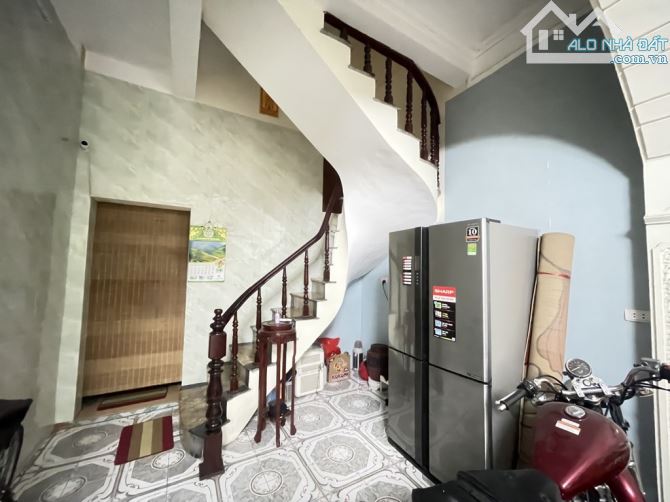 🏷️ GIẢM CHÀO 400 TRIỆU – CỰC HIẾM NGỌC LÂM 🚗 MẶT NGÕ Ô TÔ THÔNG – TRUNG TÂM QUẬN LONG BI - 3