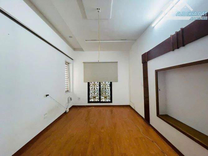 HÀNG KHỦNG CẦU GIẤY 45m 5 TẦNG MT 3.6m NGÕ THÔNG 20m RA PHỐ PHÂN LÔ 2 THOÁNG 15 TỶ - 3