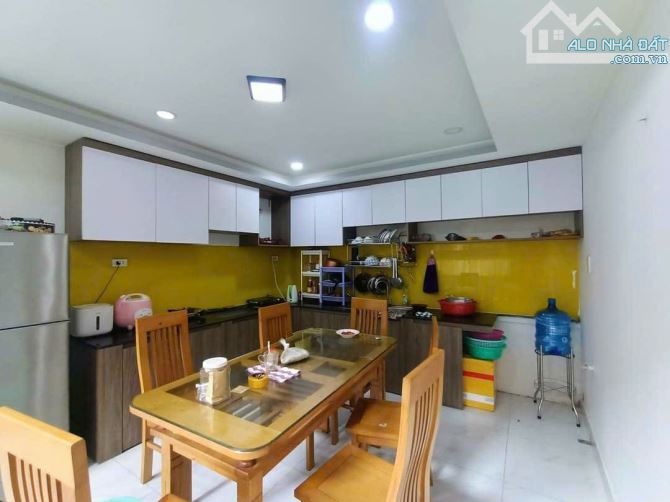 Nhà 3Tầng -48M² - Hẻm Xe Hơi Thông Gần Công Viên Làng Hoa - 3