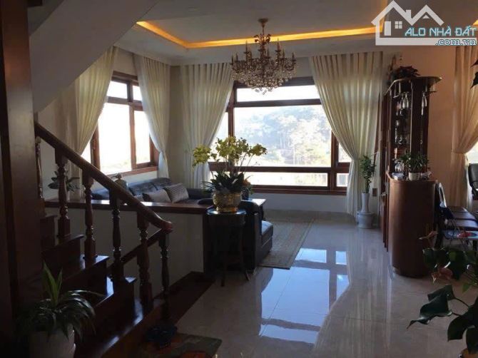 Bán biệt thự VIP  Đặng Thái Thân - P3 - 37.5 tỷ - 4