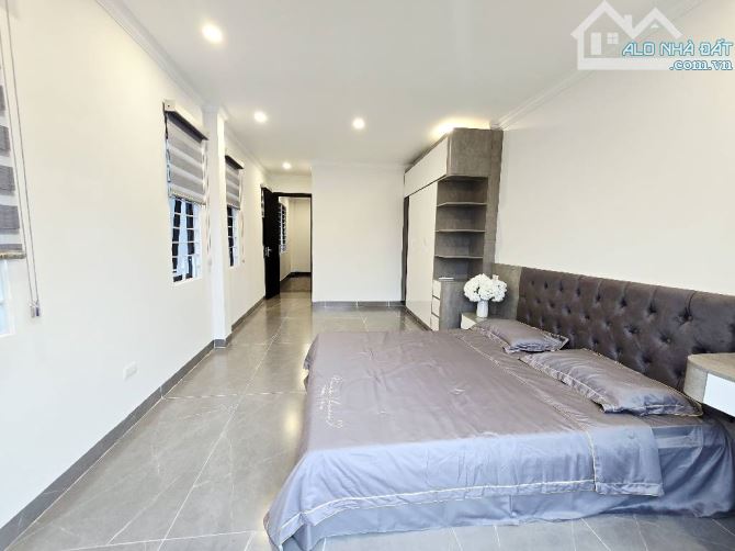 BÁN NHÀ MẶT PHỐ BÁT KHỐI LONG BIÊN VIEW TRIỆU ĐÔ SÔNG HỒNG Ở SƯỚNG - 4