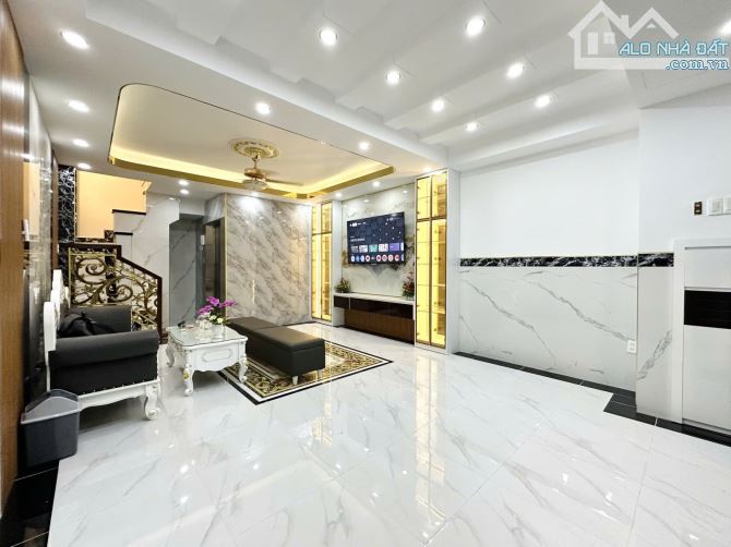 Hẻm ô tô 6m đường Trần Quang Diệu Quận 03 , 5 Tầng có Thang Máy xịn xò 45m2 GIá 13,5 tỷ Qu - 4